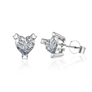 Sparkling heart-shaped moissanite 925 silver stud earrings with three-prong heart settings