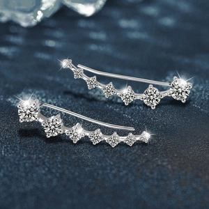 Orecchini ear climber in argento 925 con moissanite e design curvo con gemme brillanti