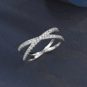 Elegance 925 sterling silver criss cross ring featuring shimmering moissanite stones