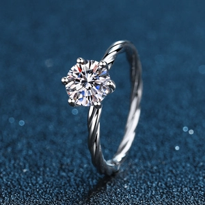 S925 sterling silver moissanite ring with six-prong setting and twisted rope band
