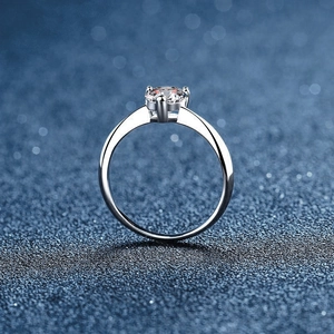 Classic 925 sterling silver moissanite heart ring with a brilliant round-cut stone
