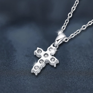 Elegant 925 sterling silver cross pendant necklace with sparkling moissanite stones