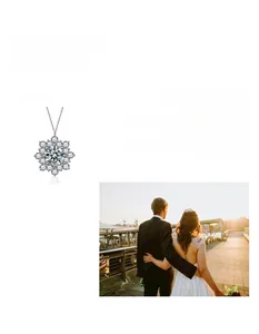 Détail du collier flocon de neige en argent s925 avec moissanite au fini étincelant