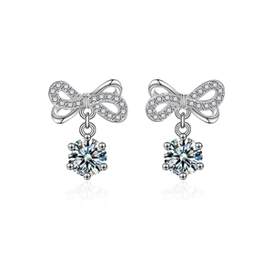 Boucles d'oreilles nœud en argent 925 avec pendentif moissanite ronde et pavé zircon