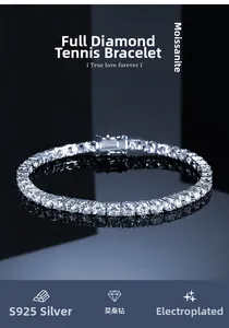 Detaillierte Makroaufnahme von 925er Sterlingsilber Tennisarmband mit 2mm Moissanit