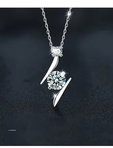 Detailed view of S925 sterling silver lightning necklace with 3EX round cut moissanite