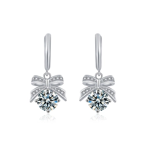 Boucles d'oreilles nœud en argent 925 élégantes avec moissanite et pierres brillantes