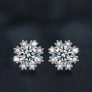 S925 Sterling Silver Romantic Snowflake Moissanite Stud Earrings D Color Elegant Fashion Jewelry For Women Gift