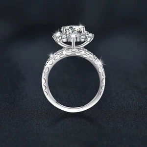 Bague tournesol en argent S925 avec moissanite, sertissage halo et anneau texturé