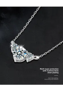 Macro detail of S925 silver moissanite heart pendant with 0.03 silver plating layers