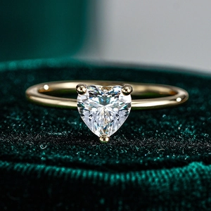 Bague Moissanite en Forme de Cœur en Argent Sterling 925 Plaqué Or 18K Bague de Fiançailles Zirconia Bijoux Romantiques Femme