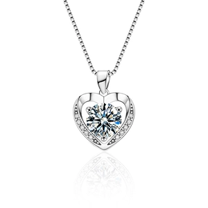 Sparkling S925 silver heart necklace with moissanite pendant and delicate box chain
