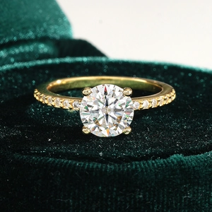 Bague en Argent Sterling 925 Plaquée Or 18K Avec Moissanite et Zirconia Ronde Quatre Griffes Pavé Coupe Brillante Mariage Bijoux Femme