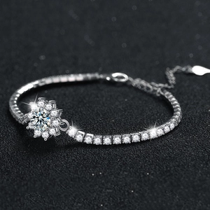 Bracelet tennis tournesol luxueux en argent S925 et moissanite avec chaîne réglable