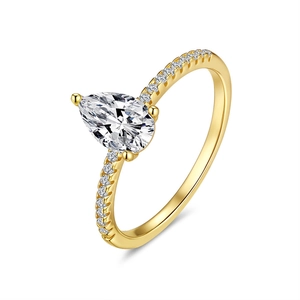 Pear cut moissanite ring with 18k gold plating on S925 sterling silver band