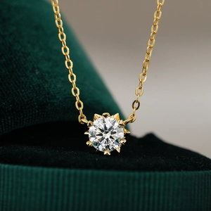 925 Sterling Silver Snowflake Pendant Necklace For Women Moissanite Zirconia Inlaid 14K Gold Plated Minimalist Winter Jewelry Gift