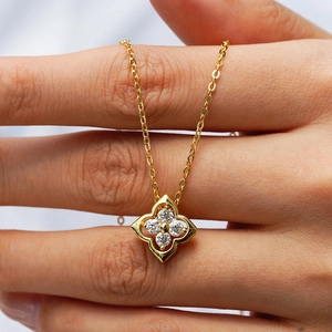 14K gold-plated 925 sterling silver four-leaf clover pendant necklace with moissanite stones
