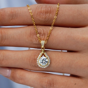 Elegant 925 Sterling Silver Water Drop Moissanite Necklace For Women 14K Gold Plated 1ct Zirconia Pendant Clavicle Chain Jewelry