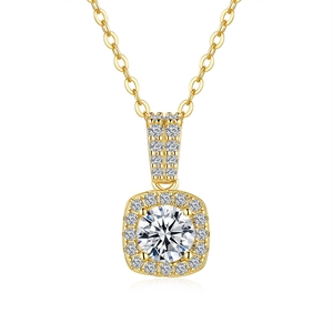 Collier classique halo carré en argent 925 avec moissanite et finition en or jaune 14 carats