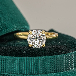 Classic 18K gold plated S925 silver round moissanite solitaire ring in green velvet box