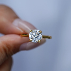 925 Sterling Silver Moissanite Zirconia Ring 18K Gold Plated Round Four-Prong Solitaire Ring Women Wedding Jewelry
