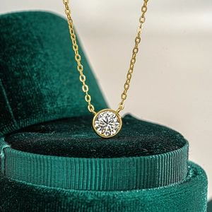 Elegant S925 sterling silver 1ct moissanite pendant necklace with 14K gold plating