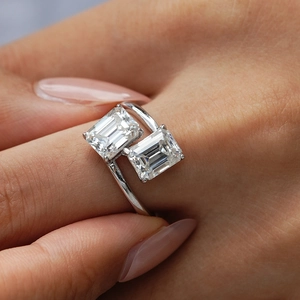 Emerald cut moissanite Toi et Moi S925 silver ring with double stones for women