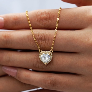 Luxurious 925 sterling silver heart pendant necklace with shimmering gold plating