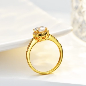 Luxurious 14K gold plated S925 silver ring with 1ct moissanite and heart filigree