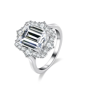 4-carat emerald cut moissanite ring with halo setting in S925 sterling silver