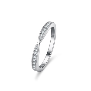 Elegant s925 silver moissanite criss cross ring featuring a micro-pave setting for women