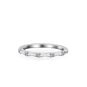Polished S925 silver bamboo-style ring featuring five round-cut moissanite stones