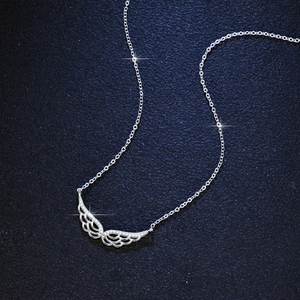 Elegant s925 sterling silver angel wing necklace with sparkling moissanite stones