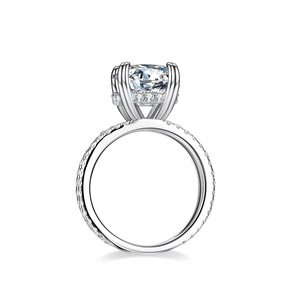 Luxurious 8-carat oval cut mint green moissanite ring in 925 sterling silver four-claw setting