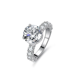 Classic 3 carat round moissanite ring in S925 sterling silver with pavé setting