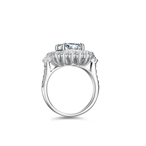 Luxury 3-carat rectangular moissanite halo ring in polished S925 sterling silver
