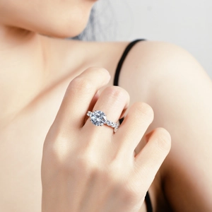 3 carat moissanite S925 silver ring featuring a large round brilliant cut center stone