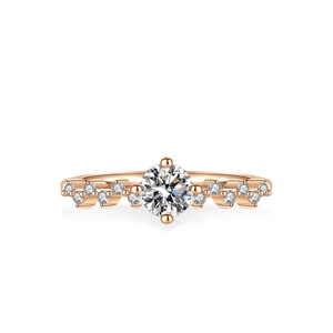 Bague couronne en moissanite or rose avec anneau ondulé pavé de diamants