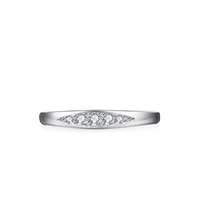 Minimalist 925 sterling silver ring with five sparkling moissanite stones in a row