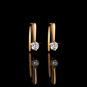 Elegant 925 Sterling Silver Round Moissanite Stud Earrings For Women Minimalist Leaf Design Wedding Anniversary Fine Jewelry Gift