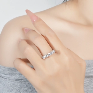 Classic S925 sterling silver moissanite row ring with five bright round cut stones