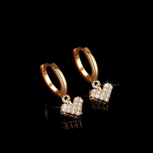 Boucles d'oreilles cœur en argent S925 avec moissanite étincelante et fini or rose