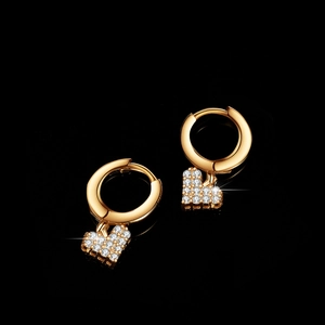 Élégantes boucles d'oreilles cœur en argent S925 plaqué or rose avec moissanite scintillante