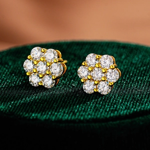 Hypoallergenic 925 silver moissanite sunflower stud earrings with gold plating