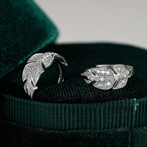 S925 sterling silver moissanite maple leaf hoop earrings for men and women