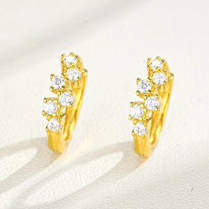 Boucles d'oreilles carrées en argent 925 et moissanite avec placage en or