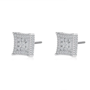 Boucles d'oreilles carrées en moissanite et argent 925 avec un fermoir à vis sécurisé