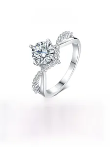 Detailed view of S925 sterling silver ring featuring a 1ct moissanite in a twisted band