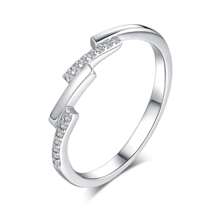 Asymmetric S925 sterling silver band ring with sparkling pavé moissanite stones