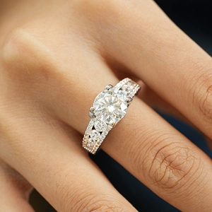 Sparkling S925 sterling silver cow head ring with moissanite stones on hand